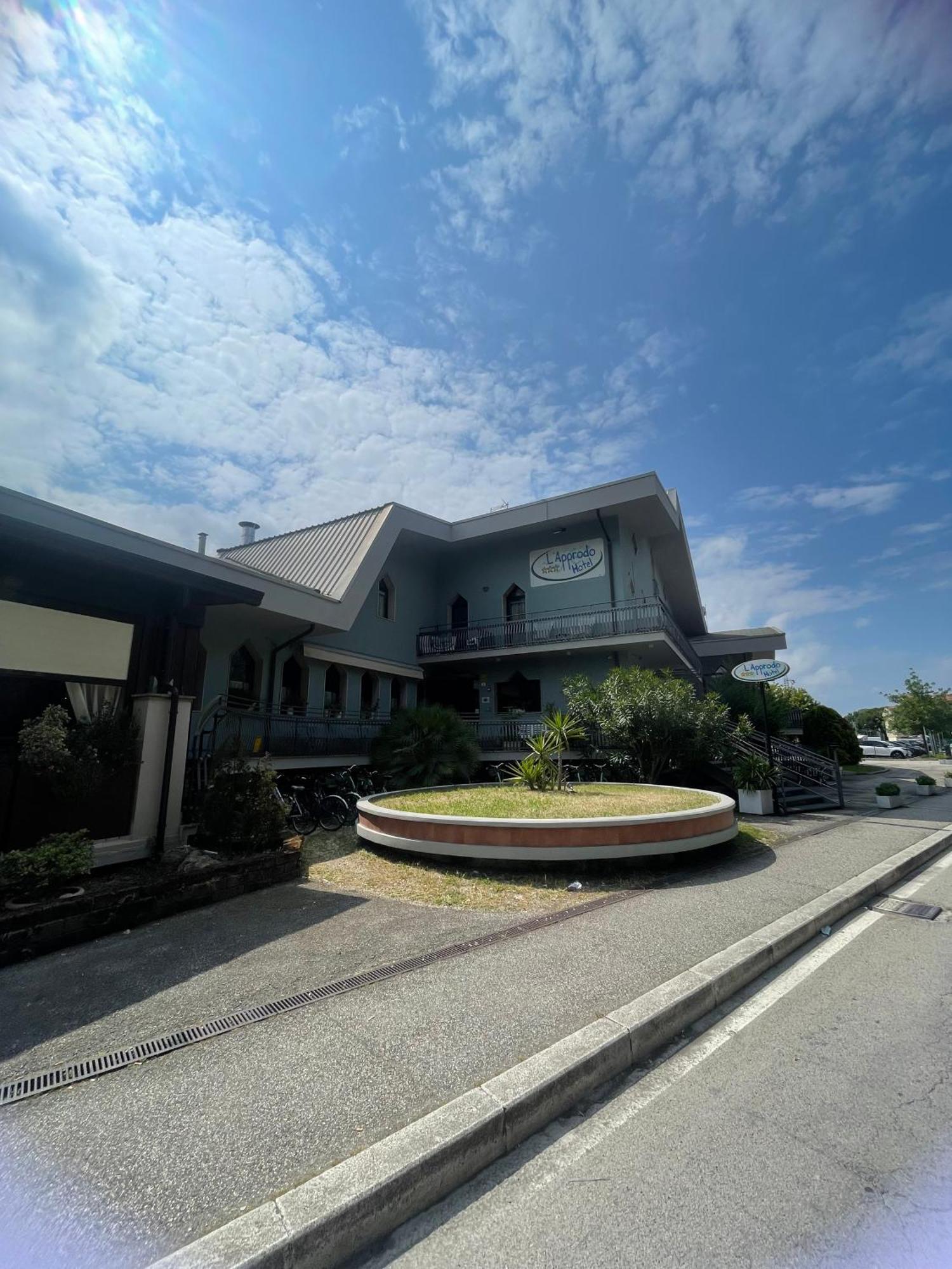 L'Approdo Hotel Cesenatico Exterior foto